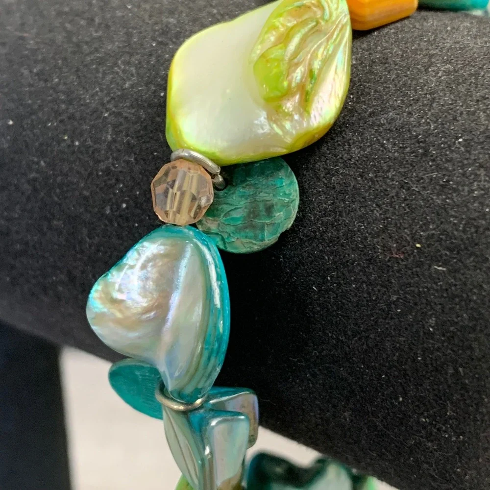 Teal Lime Green Iridescent Shell Shard Stretch Bracelet Coastal Artisan 4614